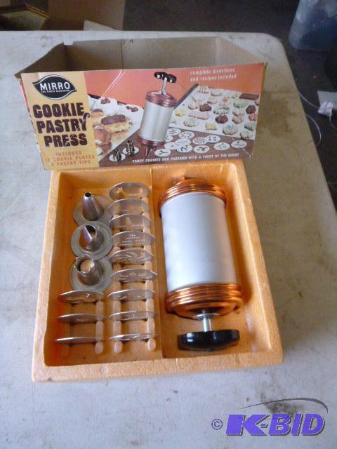 lot 168 image: Vintage Mirror Cookie Pastry Press...