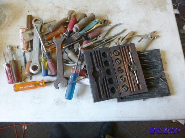 lot 185 image: Lot of Miscellaneous Tools...