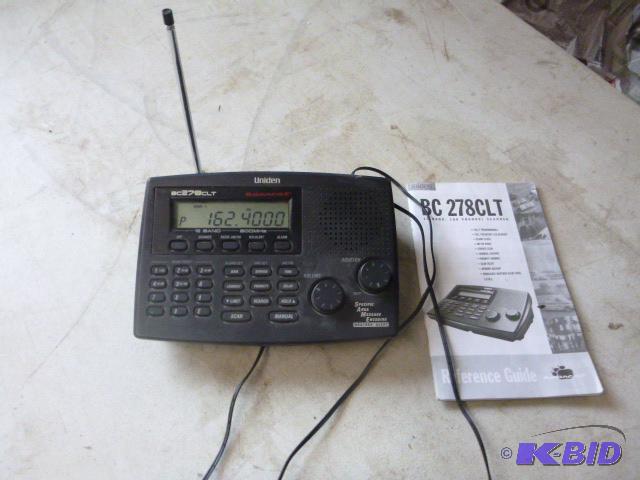 lot 19 image: Uniden Bearcat Scanner BC278CLT...