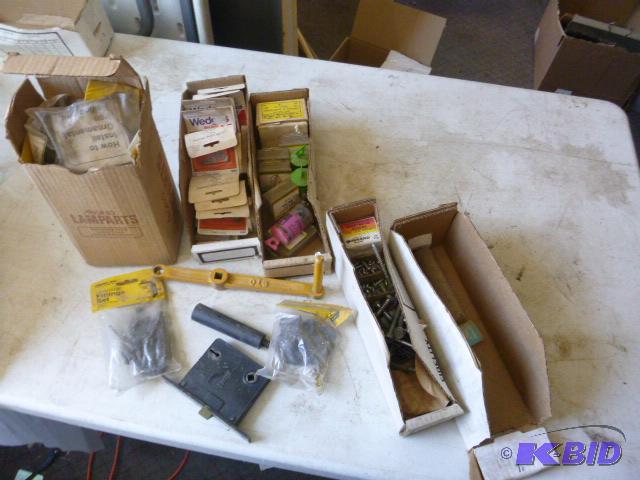 lot 195 image: Lot of Miscellaneous Hardware...