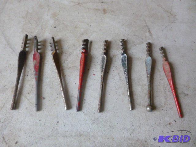 lot 63 image: 8 Glass Cutters...