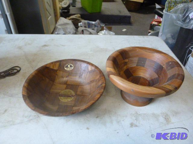 lot 71 image: 2 Wood Nut Bowls...