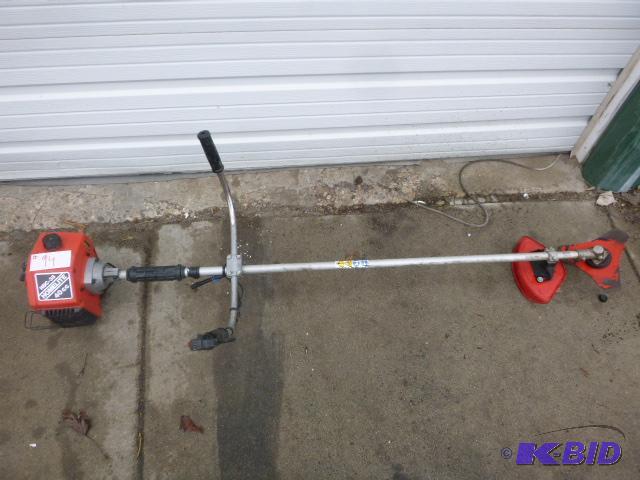 lot 94 image: Homelite&nbspHBC-38&nbspWeed Whip 40cc, has...