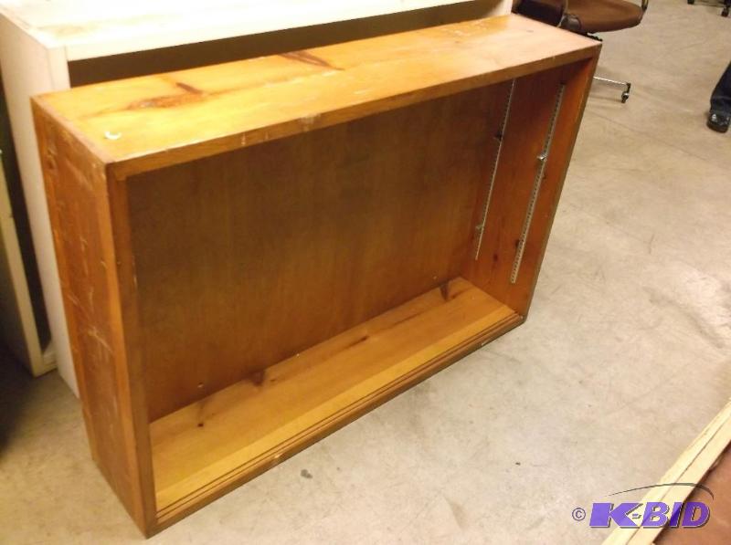 lot 109 image: Pine bookcase no shelves....