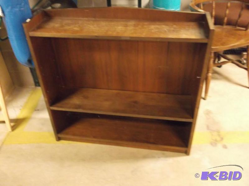 lot 144 image: Wood bookcase has single shelf measuring 36 1...