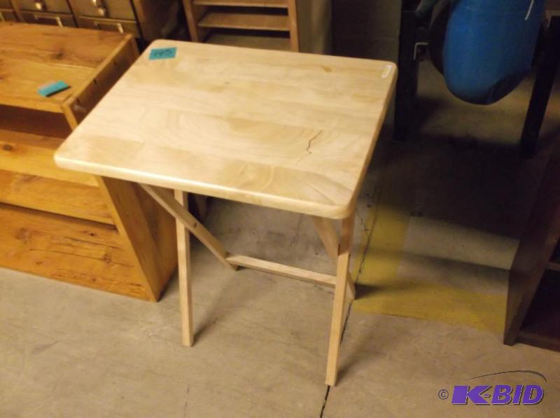 lot 145 image: Folding T.V stand missing screw....