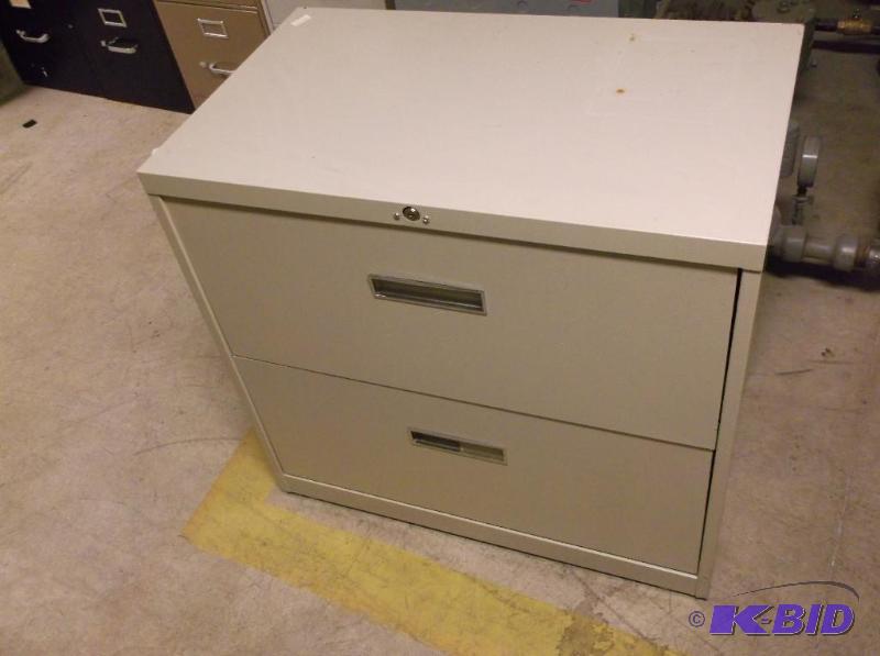 lot 169 image: Lateral 2 drawer metal file cabinet in good u...