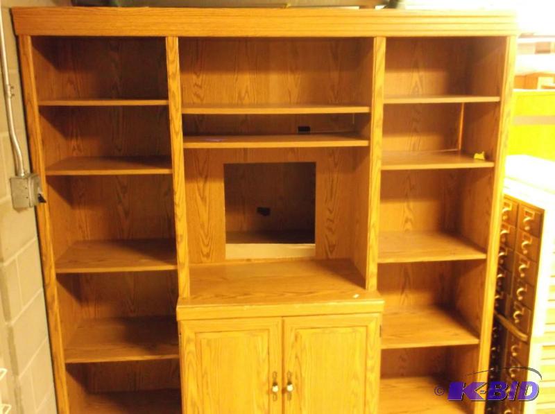 lot 5 image: Oak entertainment center measuring 70 12&quo...