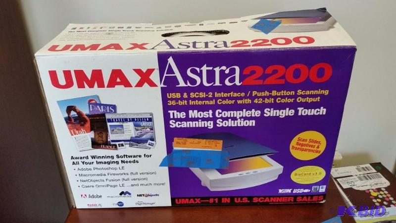 lot 10 image: UMAX Astra 2200 Scanner - Scan Slides, Negatives and Transparencies.
