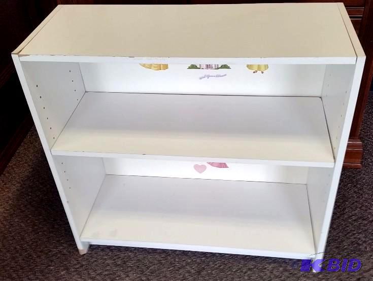 lot 6 image: White Book Case