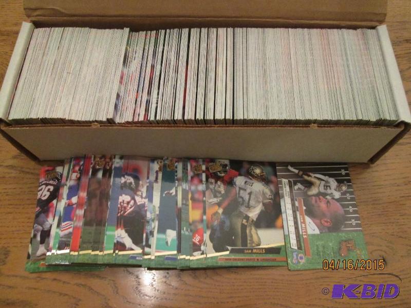 Box of 1992 Fleer Ultra Football cards...