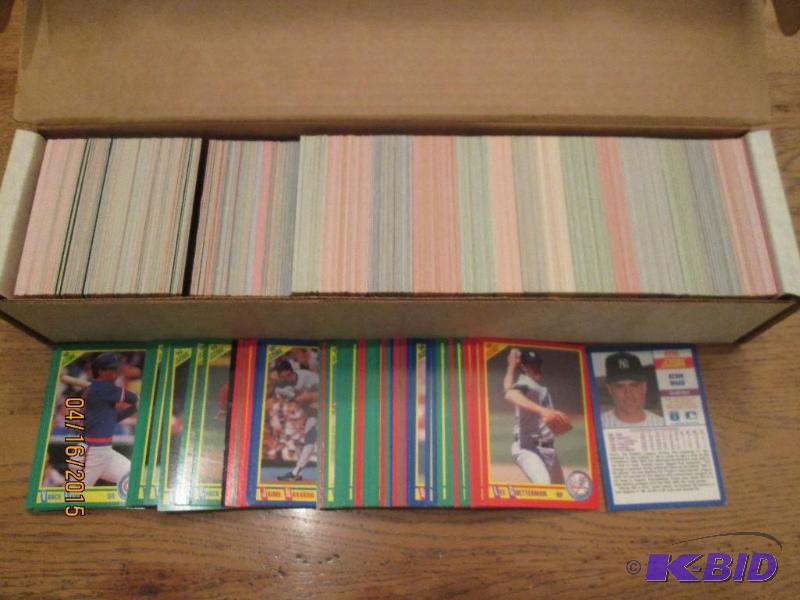 Box of 1990 Score Baseball cards...