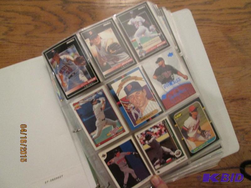 Lot of Minnesota Twins baseball cards...
