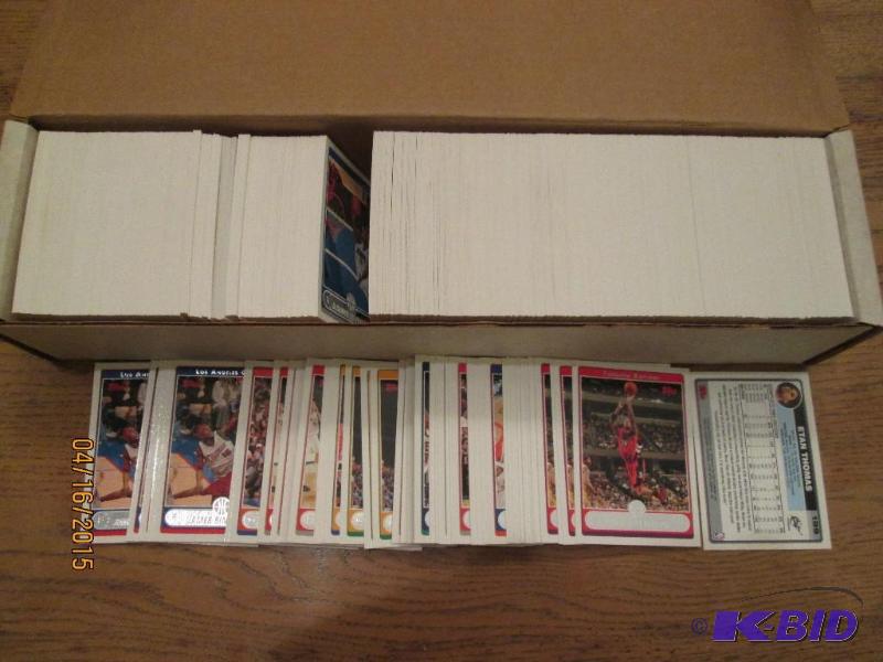Box of 2006 - 2007 Topps basketball cards...