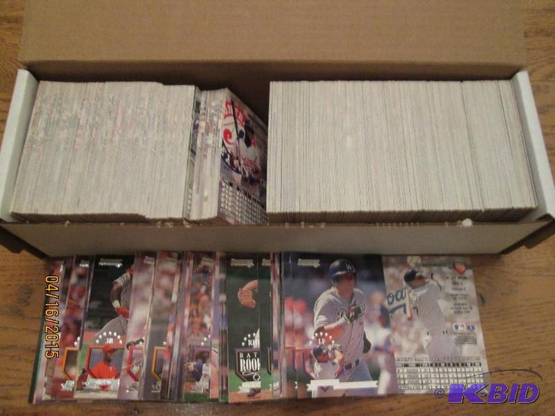 Box of 1995 Donruss Baseball cards...