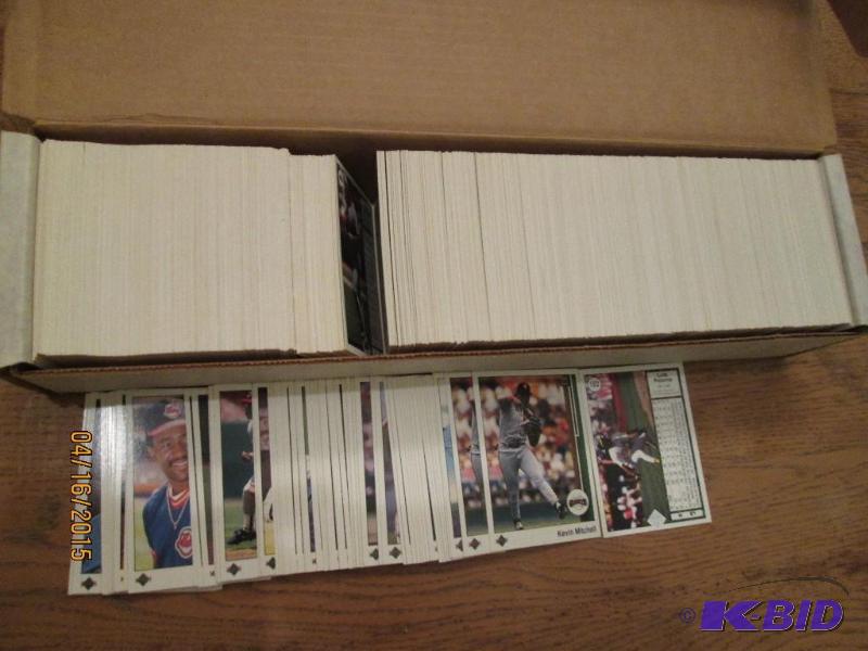 Box of 1989 Upper Deck baseball cards...