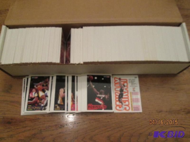 Boxo f 1993 - 1994 Fleer basketball cards...