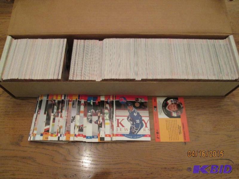 Box of 1990 Proset hockey sports cards...