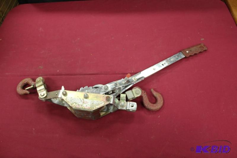 lot 45 image: Come-along  Work like it should ...