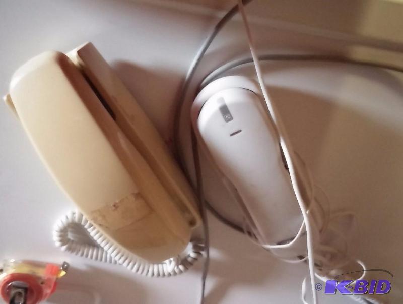 Lot of 2 vintage phones as shown...