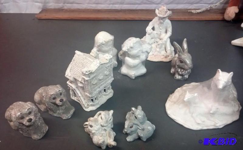 Large lot of paintable ceramic statues, angel...