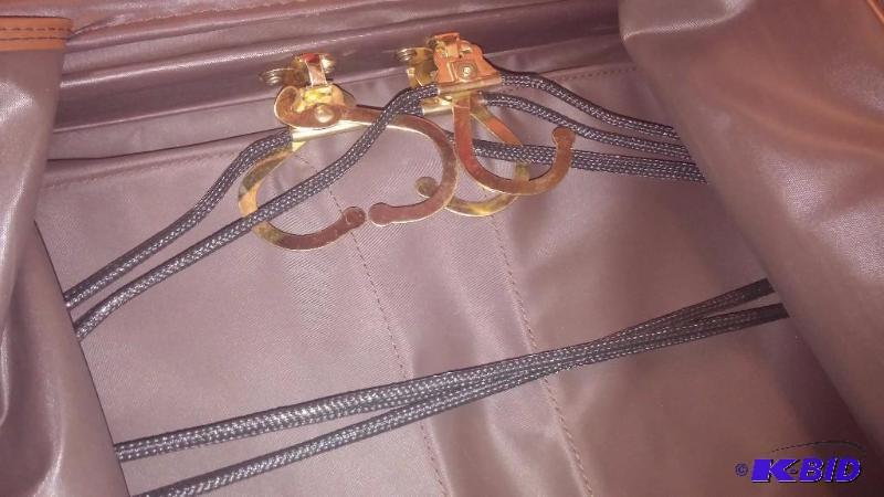 OLEG CASSINI Garment Suit Folding Luggage. Ha...