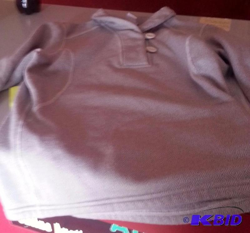 North Shore Size Medium Sweater...