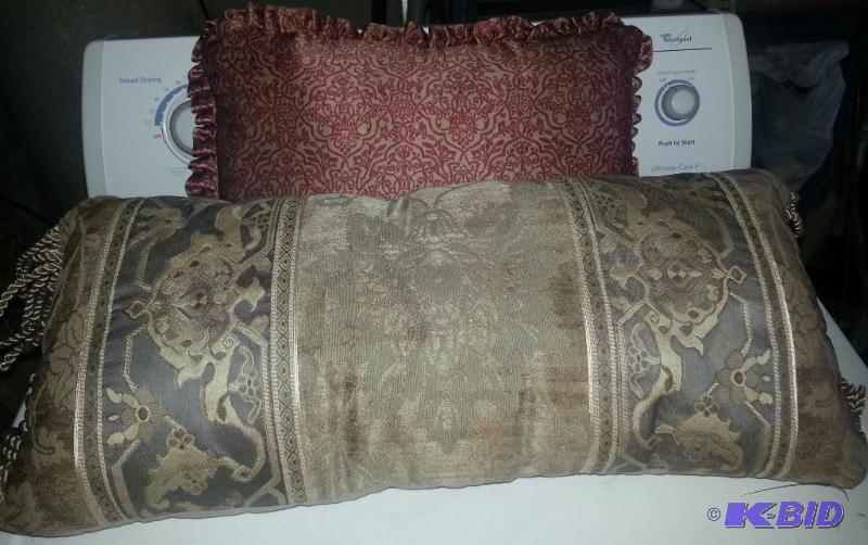 Throw Pillows as shown...