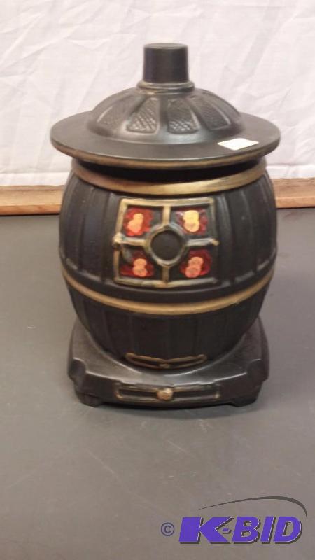 Vintage McCoy Cookie Jar With Lid Perfect Sha...