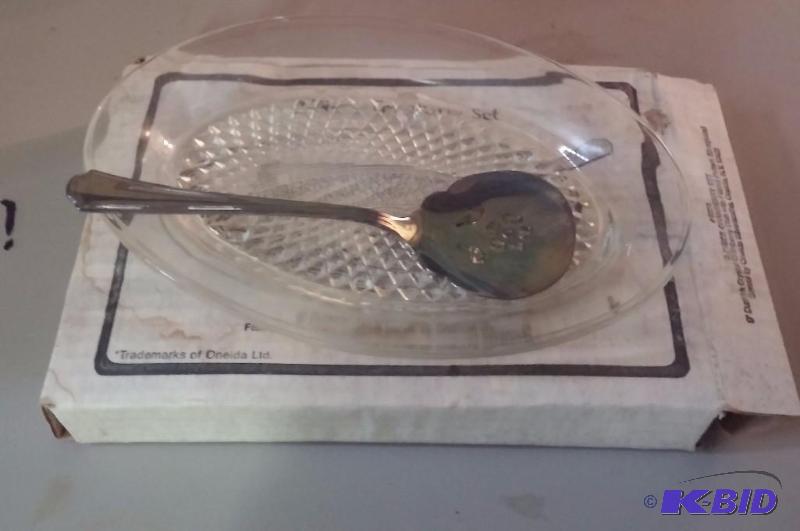 Vintage Still in box Cranberry Dish with Stai...