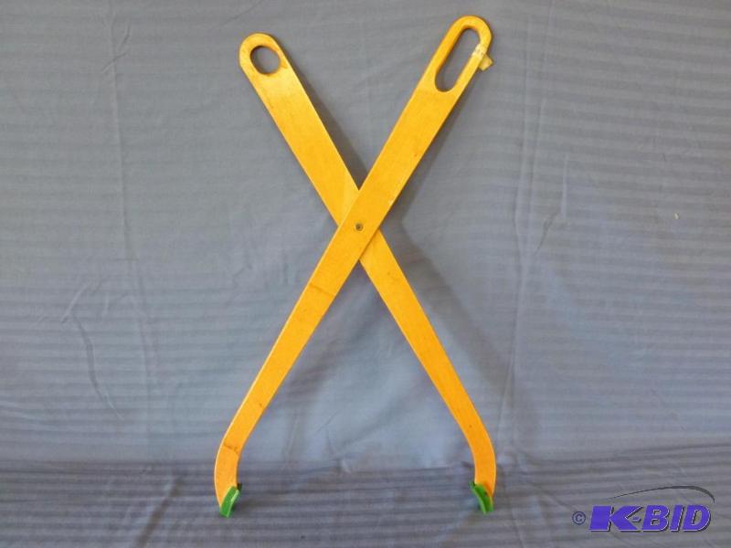 lot 108 image: Large vintage wooden grabbing tongs, measures...