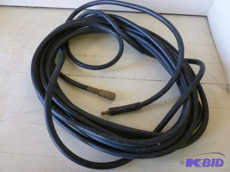 lot 120 image: Long length of 38" - 300 psi air hose w...
