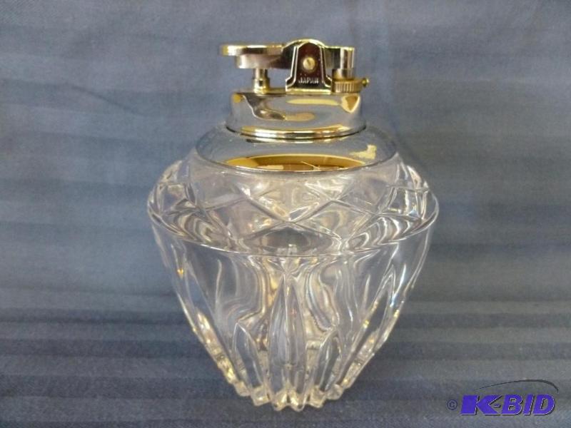 lot 75 image: Large crystal glass bodied cigarette lighter ...