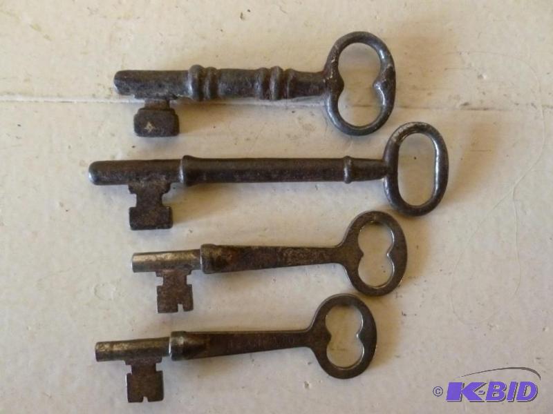 lot 77 image: Lot of four antique skeleton keys, two of the...