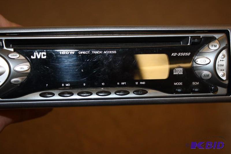 lot 16 image: JVC CD Receiver Deck Model No. KD-S5050.
