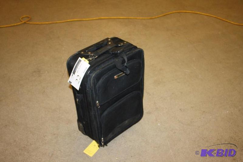 lot 22 image: Protege Suitcase wRoller Wheels & Extandable Tow Arm Black 9 x 15 x 23.