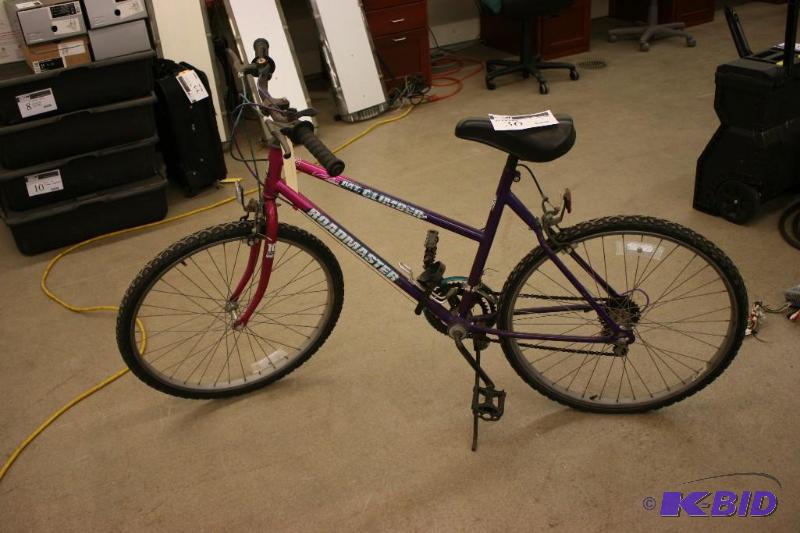 lot 36 image: Roadmaster Mt. Climber Geared Bike 22 Tire 19 Frame.