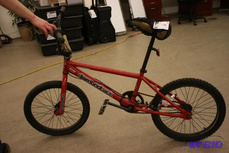 lot 41 image: Diamond Back Bike 16 Tire 12 Frame.