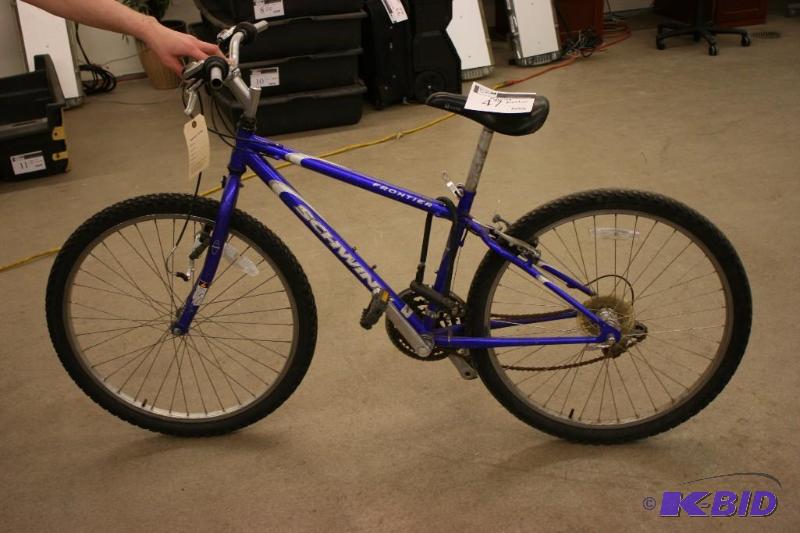 lot 47 image: Schwinn Frontier Geared Bike 22 Tire 16 Frame.