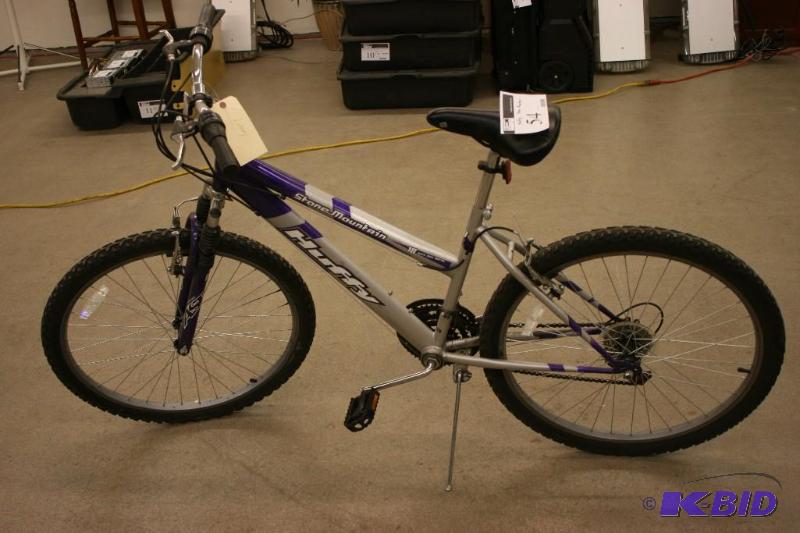 lot 54 image: Huffy Stone Mountain Geared Bike 22 Tire 18 Frame.