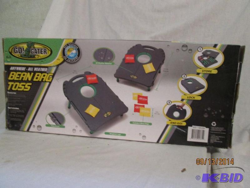 lot 10 image: Go Gater Bean Bag Toss - Only has One Target...