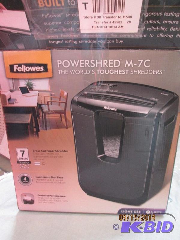 lot 12 image: Fellows Power Shred M-7C - Plugged in - Turns...