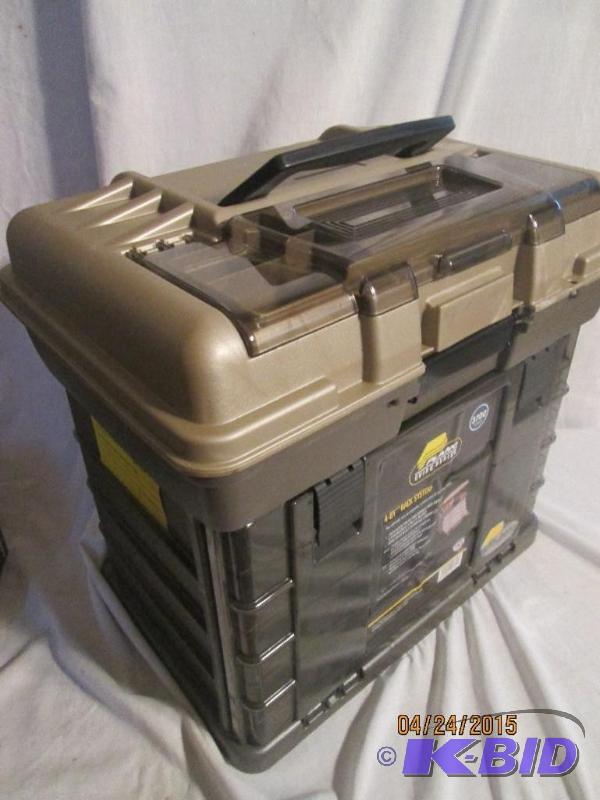 lot 150 image: Plano Guide Series 3700 Fishing Tackle Box - ...