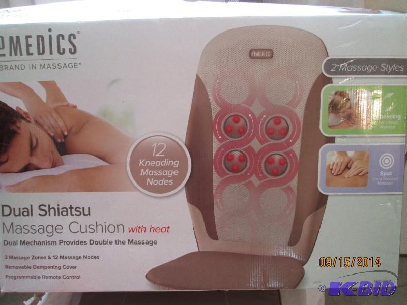 lot 17 image: Homedics Dual Shitasu Massage Cushion w Heat...