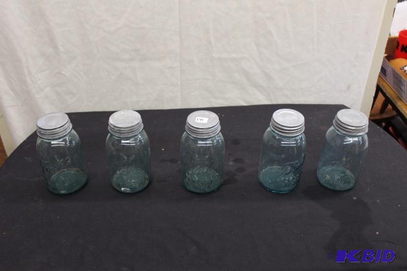 5 Ball Mason Jars with Zinc Lids...