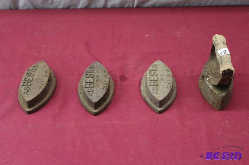 Lot of 3 Sad Irons&nbsp...