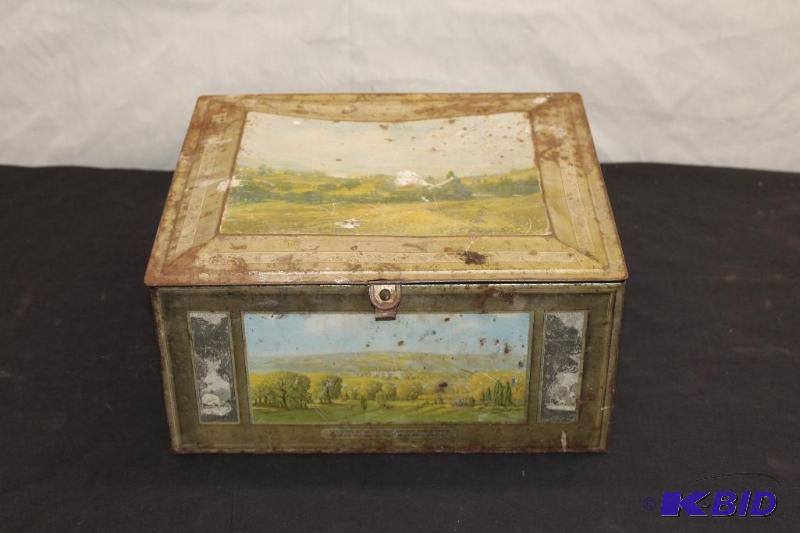 Vintage Tin Painted Box&nbsp...