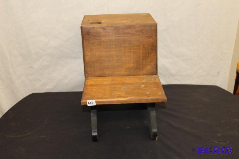 Miniature&nbspDesk  Doll Chair&nbsp...