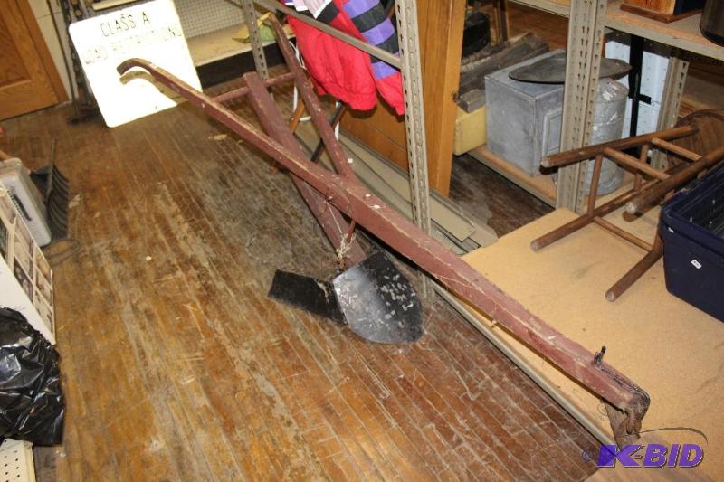 Antique One Horse Wood Plow&nbsp  Good Condi...