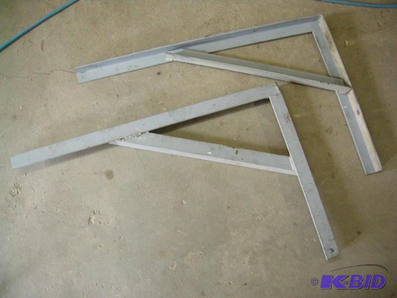 Heavy duty brackets